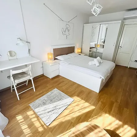 Victoriei Dream * בוקרשט